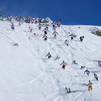 Peak 2 Peak Remarkables snow start